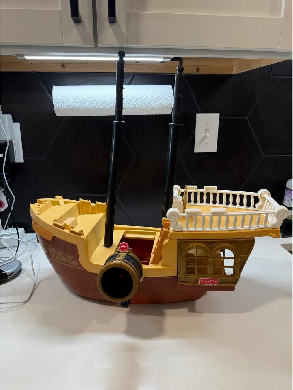 Rare Fisher-Price 1994 Vintage Pirate Ship Toy-incomplete
